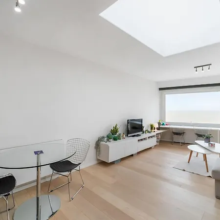 Apartment Attractive With A Sea-view Blankenberge