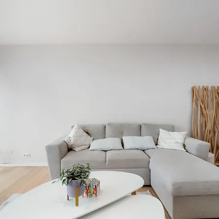 Attractive With A Sea-view Apartment *
